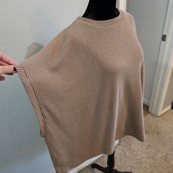 Three Bird Nest Taupe Crew Neck Sweater/Poncho, Womens Size Medium - Picture 7 of 7
